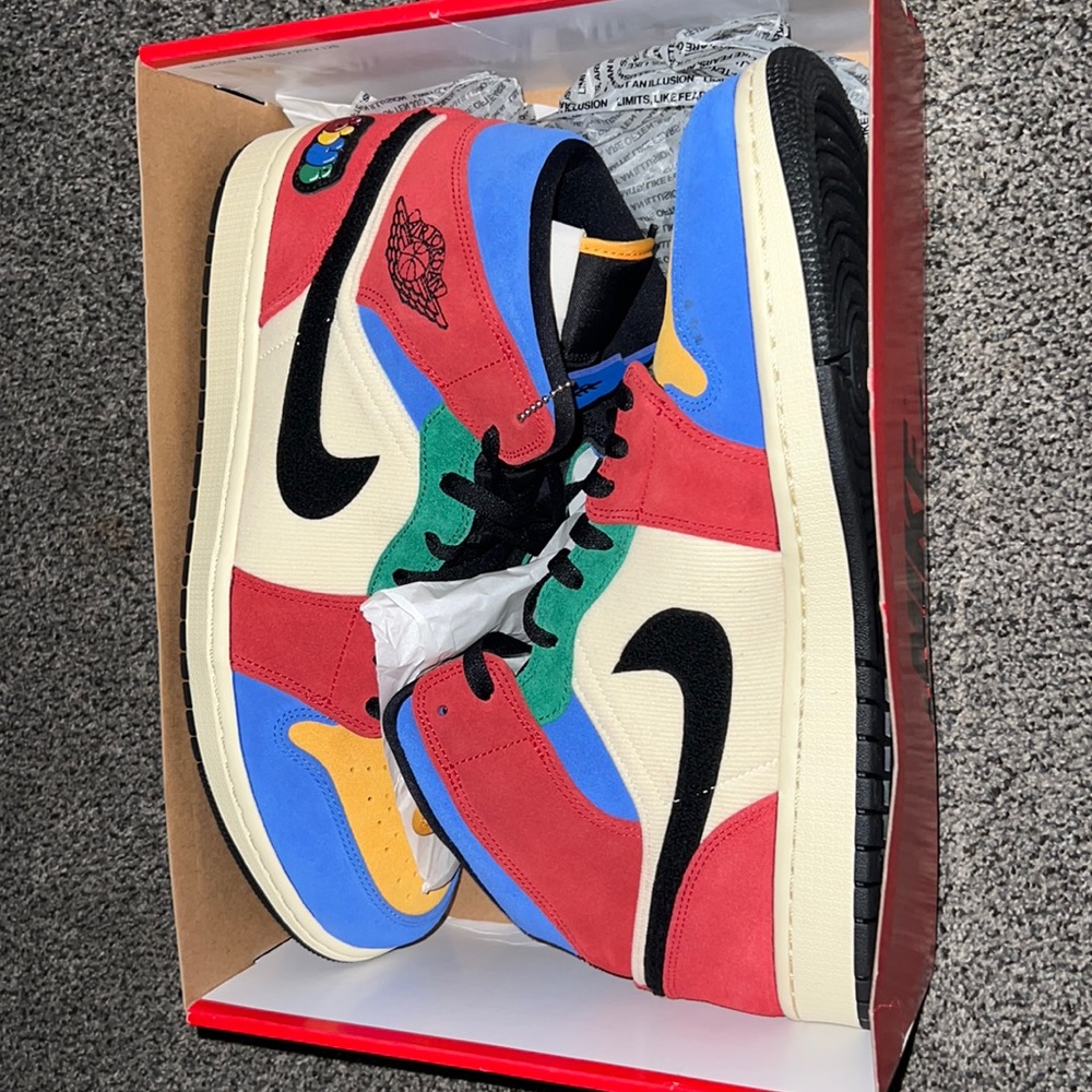 Jordan 1’s size 14
